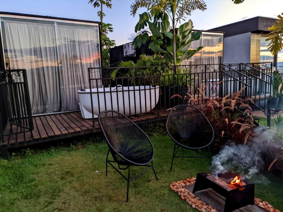 Tiny House Paraiso Minicasas Com Hidromassagem Pouso Alegre Exterior photo